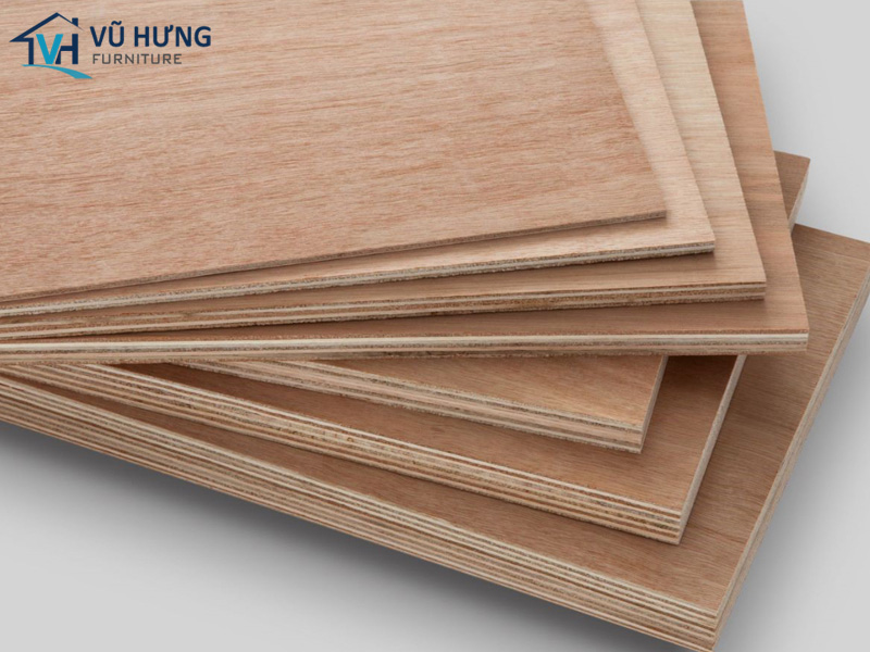 Đặc điểm của Plywood là khả năng chịu nước và rất nhẹ