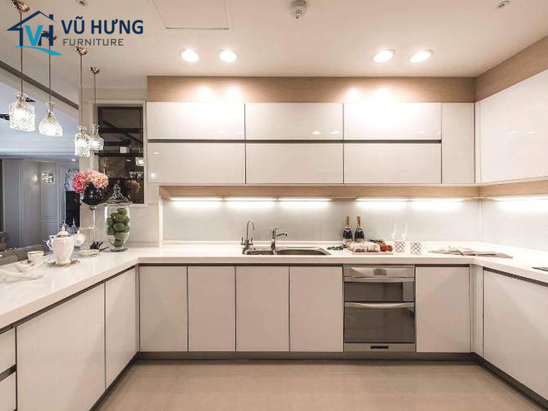 Mẫu tủ Inox hình chữ U rất thích hợp cho những không gian lớn